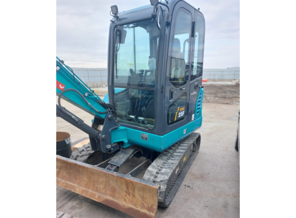 Miniexcavator SUNWARD SWE 25F de vanzare